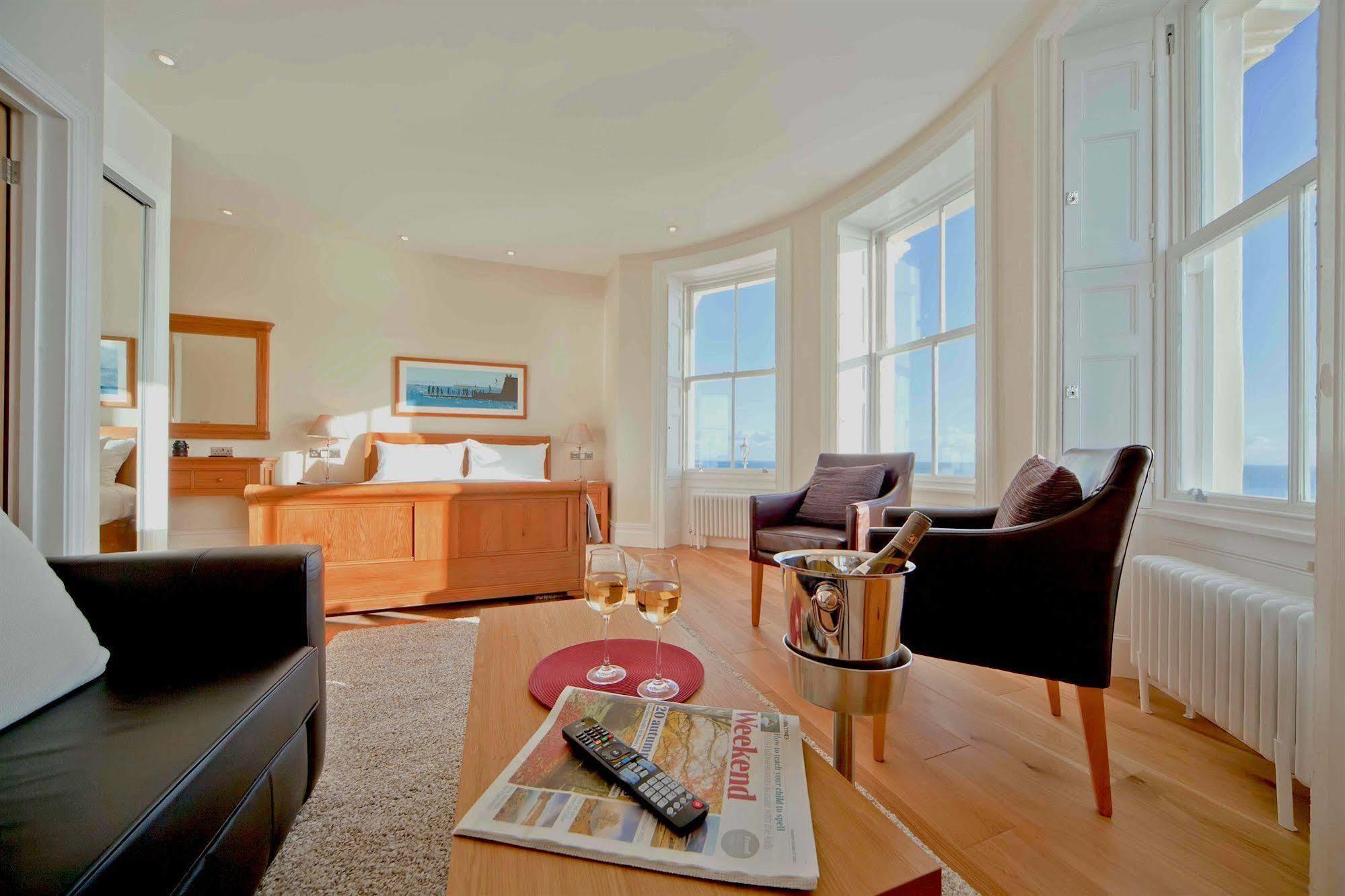 A Room With A View Brighton Eksteriør bilde The interior of a suite at the hotel